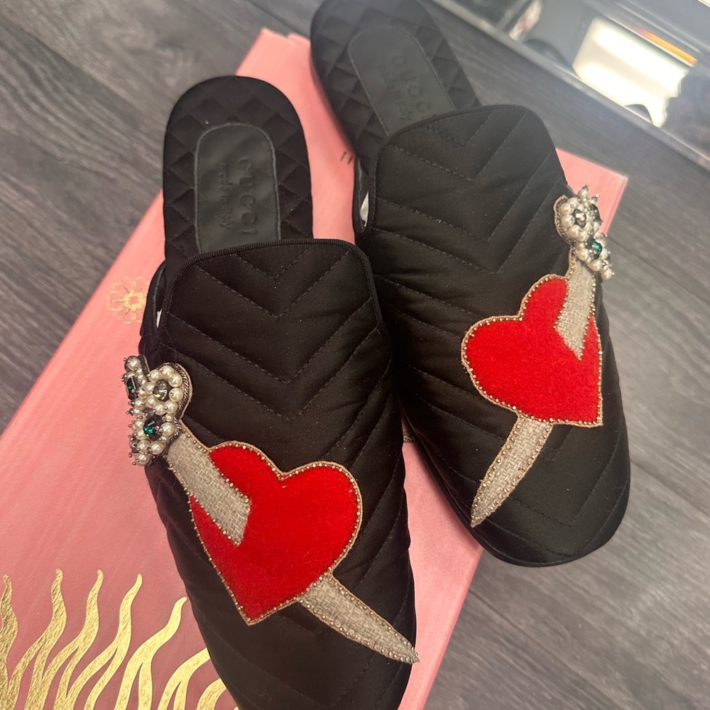 Gucci heart and dagger mens loafers size 10